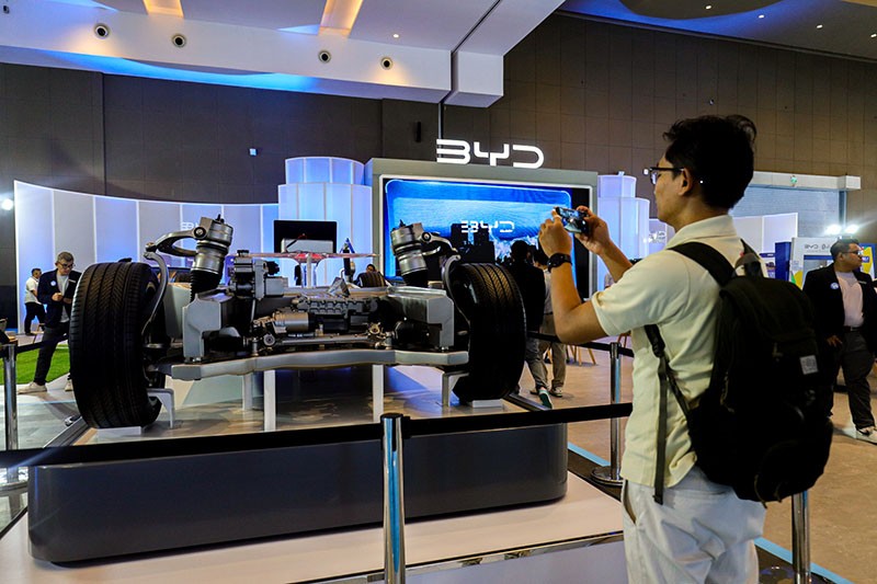 Melihat Deretan Kendaraan Listrik di PEVS 2024 - Bagian 4