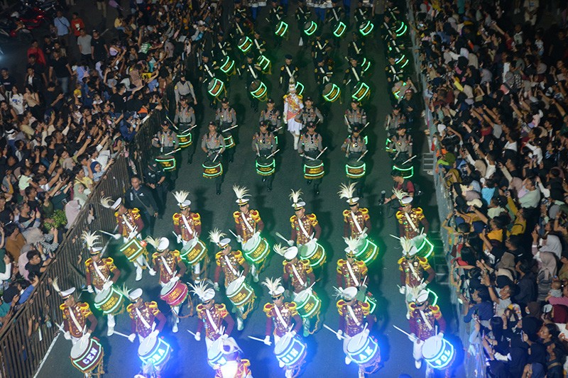 Kemeriahan Parade Budaya Semarang Night Carnival 2024 - Bagian 3