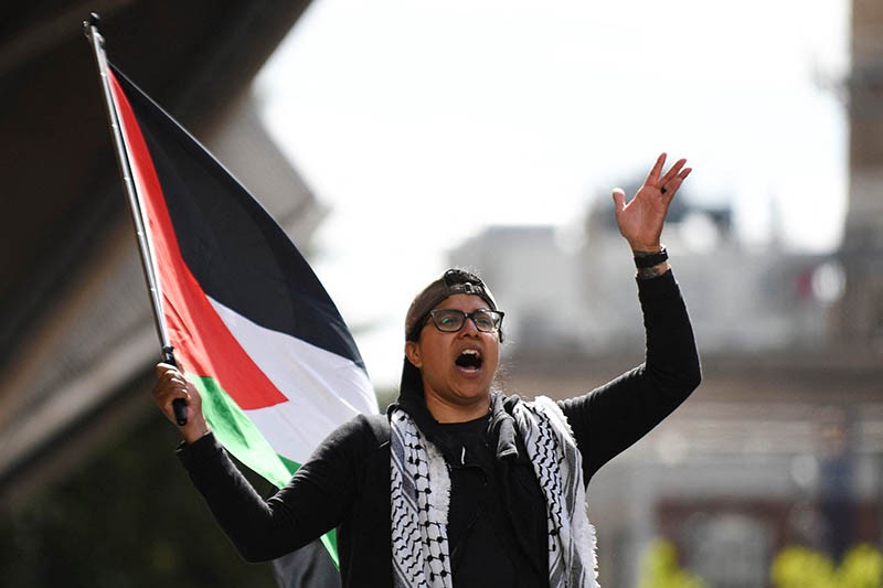 Mahasiswa MIT AS Pro-Palestina Menuntut Investasi ke Israel Dicabut - Bagian 4