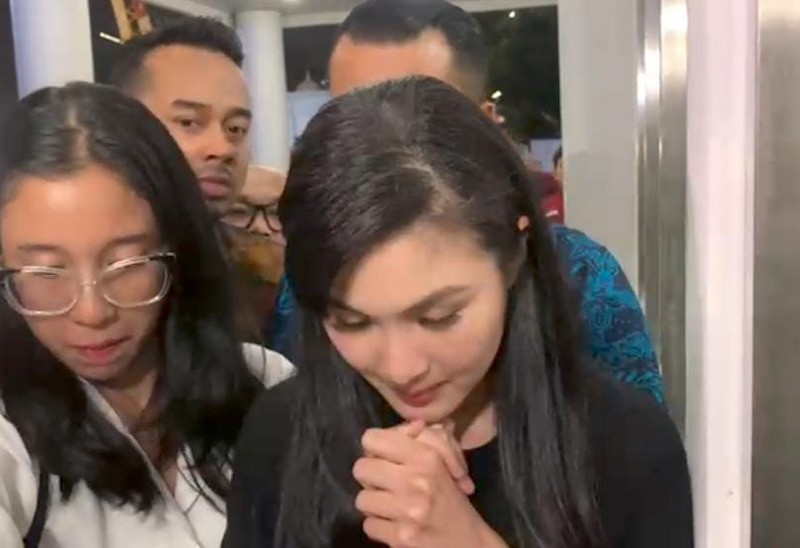 Ekspresi Sandra Dewi Diperiksa 10 Jam soal Kasus Korupsi Timah - Bagian 4