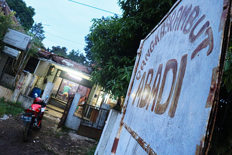 Nasib Tukang Cukur di Tengah Proyek Flyover Nurtanio Kota Bandung - Bagian 3