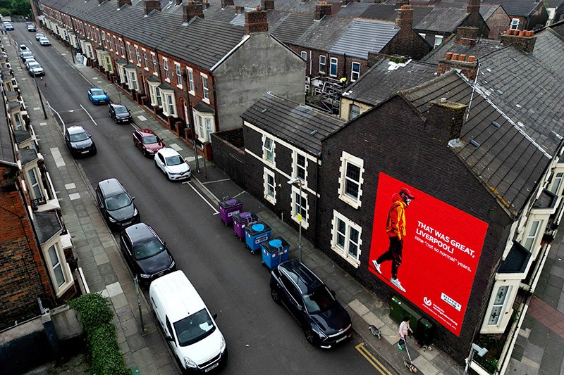 Foto Jurgen Klopp Bertebaran di Setiap Sudut Kota Liverpool - Bagian 3