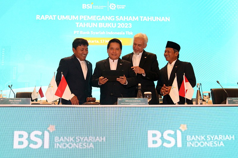 Hasil RUPST, Hery Gunardi Lanjutkan Transformasi BSI - Bagian 2