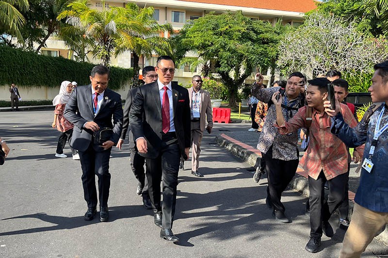 Momen Menteri AHY Jalan Kaki Hadiri Pembukaan World Water Forum ke-10 di Bali - Bagian 3
