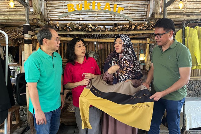 Kisah Inspiratif Pelaku UMKM dari Bisnis Konveksi hingga Punya Restoran - Bagian 2