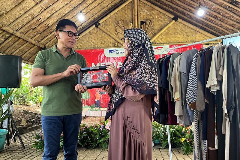 Kisah Inspiratif Pelaku UMKM dari Bisnis Konveksi hingga Punya Restoran - Bagian 4