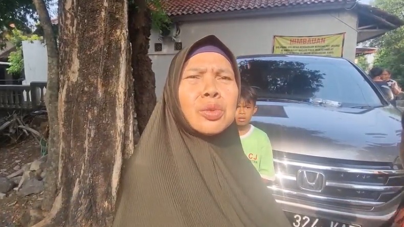 title Cerita Warga, Perong DPO Pembunuh Vina Sempat Kumpul Bareng Keluarga di Rumah saat Lebaran Cerita Warga, Perong DPO Pembunuh Vina Sempat Kumpul Bareng Keluarga di Rumah saat Lebaran