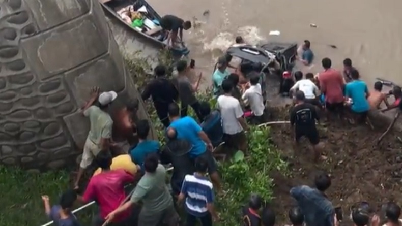 Kronologi Mobil Travel Maut Terjun ke Sungai Kelingi, Perjalanan Palembang-Lubuklinggau
