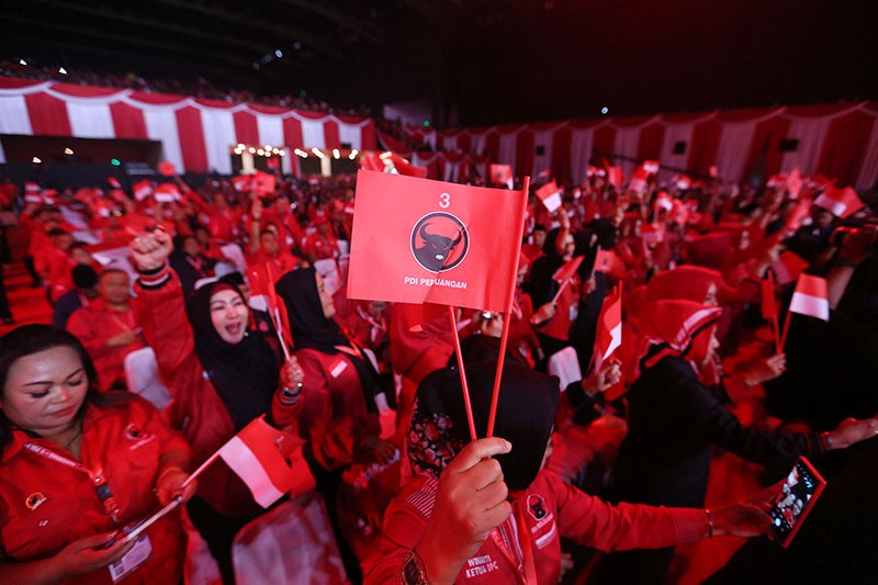 Seluruh Kader Minta Megawati Soekarnoputri Kembali Pimpin PDI Perjuangan - Bagian 5