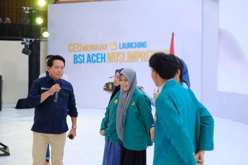 CEO Mengajar, Dirut BSI Berikan Kuliah Umum Literasi Perbankan Syariah di Universitas Syiah Kuala Aceh - Bagian 1