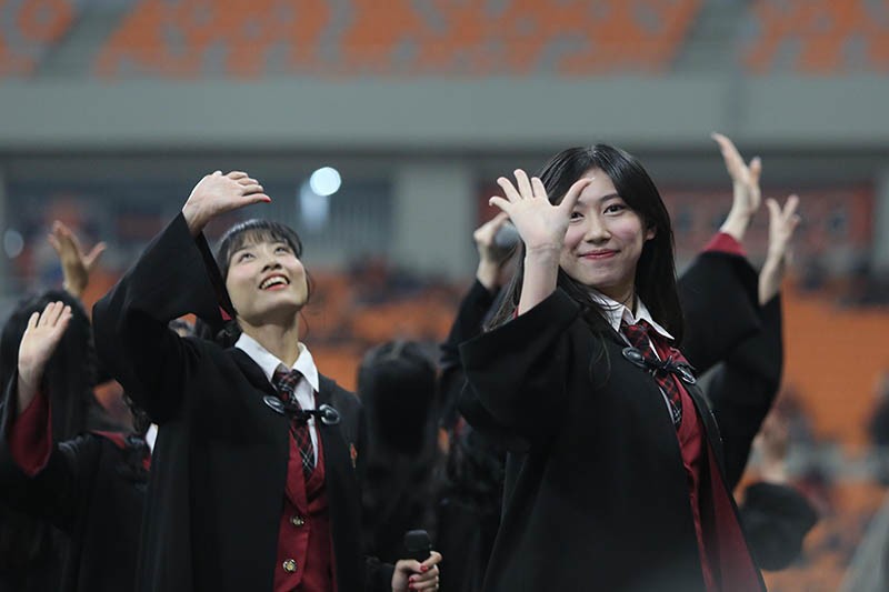 Penampilan JKT48 Bikin Penonton RCTI Premium Sports Ikut Berjoget - Bagian 2