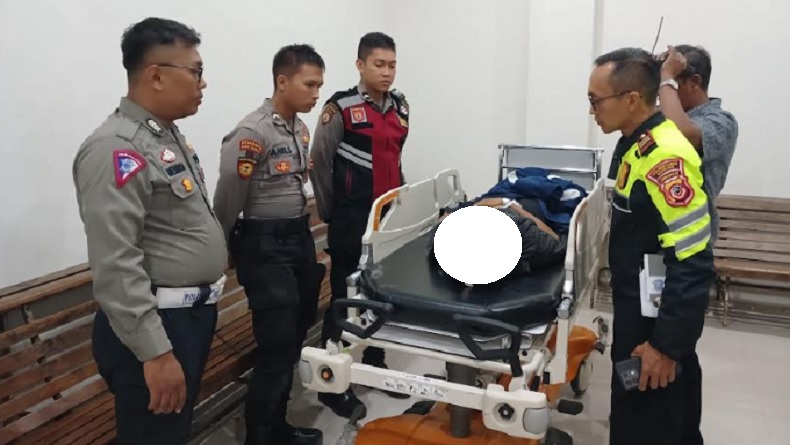 title Konvoi Kemenangan Persib Bandung, Pelajar Tewas Terjatuh dari Atap Mobil di Flyover Pasupati Konvoi Kemenangan Persib Bandung, Pelajar Tewas Terjatuh dari Atap Mobil di Flyover Pasupati