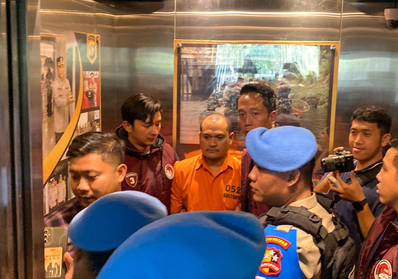 Tampang Buronan Nomor 1 Thailand Sebelum Dideportasi dari Indonesia - Bagian 5