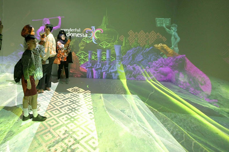 Pertunjukan Video Mapping di Stasiun MRT Tampilkan Destinasi Wisata Indonesia - Bagian 4