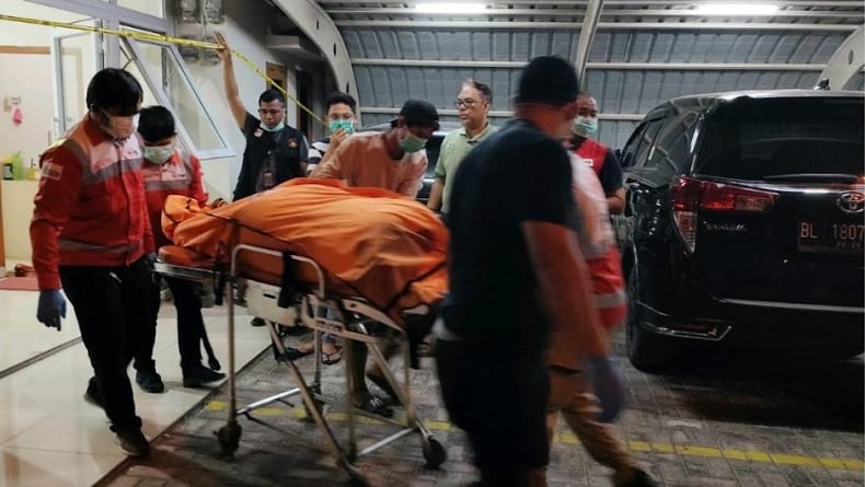 title Penyiar Radio di Banda Aceh Ditemukan Tewas di Kamar Kos Penyiar Radio di Banda Aceh Ditemukan Tewas di Kamar Kos