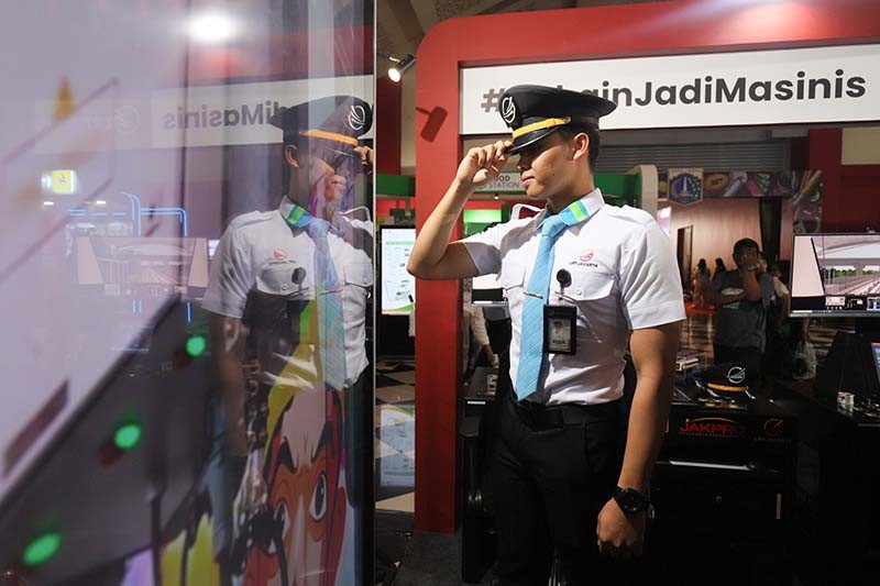 Belajar Jadi Masinis LRT dengan Simulator di Jakarta Fair 2024 - Bagian 4