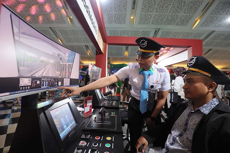 Belajar Jadi Masinis LRT dengan Simulator di Jakarta Fair 2024 - Bagian 3