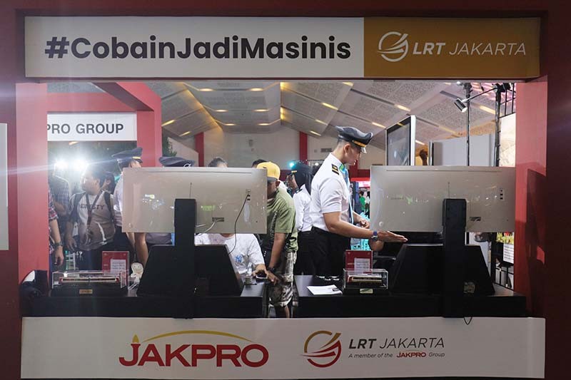 Belajar Jadi Masinis LRT dengan Simulator di Jakarta Fair 2024 - Bagian 5