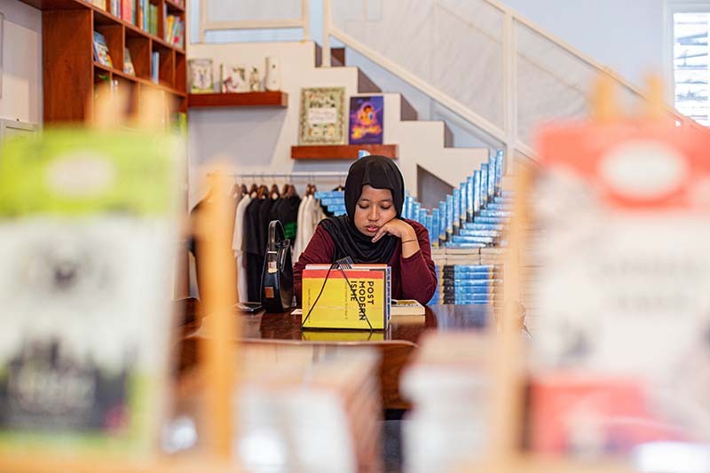 Mengunjungi Toko Buku Kekinian di Utara Kota Yogyakarta yang Viral - Bagian 6