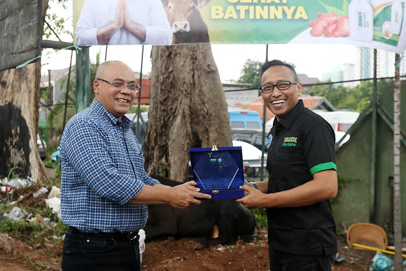 Penyerahan Sapi Limosin untuk Kaum Duafa di Lingkungan BNN - Bagian 2