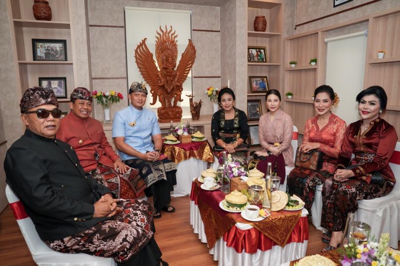 Wamenparekraf Angela Tanoesoedibjo Hadiri Pembukaan Pesta Kesenian Bali 2024 - Bagian 7