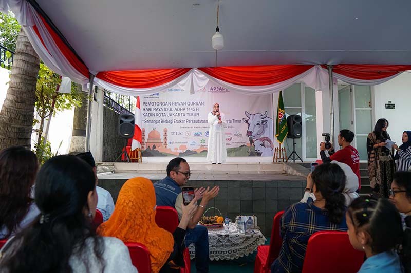 Kadin Kota Jaktim Distribusikan Hewan Kurban ke Masyarakat yang Membutuhkan - Bagian 6