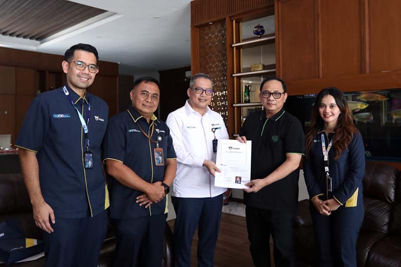 Penyerahan Manfaat THT dan Jaminan Pensiun Pertama kepada Mantan Wakapolri Komjen Pol (Purn) Gatot Eddy Pramono  - Bagian 1