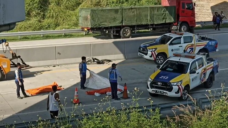 Identitas 4 Korban Tewas Pajero Tabrak Truk di Tol Semarang-Batang, Semua Warga Blitar