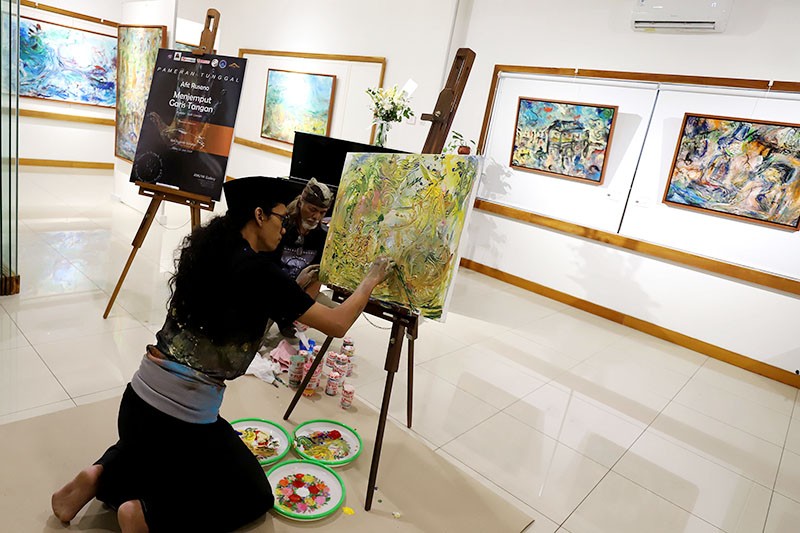 Merasakan Kedalaman Emosional dan Spiritual Lewat Lukisan Afit Ruseno - Bagian 1