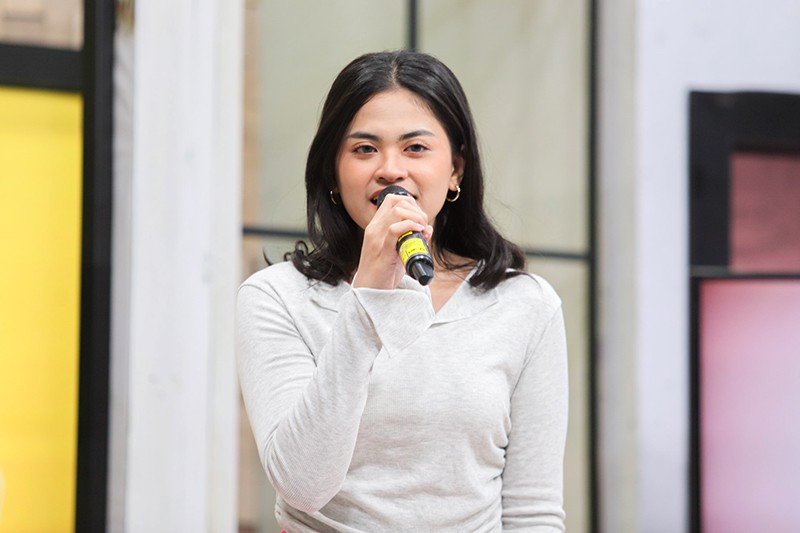 Potret Mayangsari Berjoget Sambil Bawa Lagu Cekap Semanten - Bagian 2