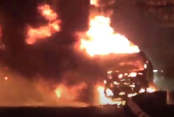 Tol Ngawi-Solo Ditutup Total Imbas Truk Tangki BBM Meledak-Terbakar