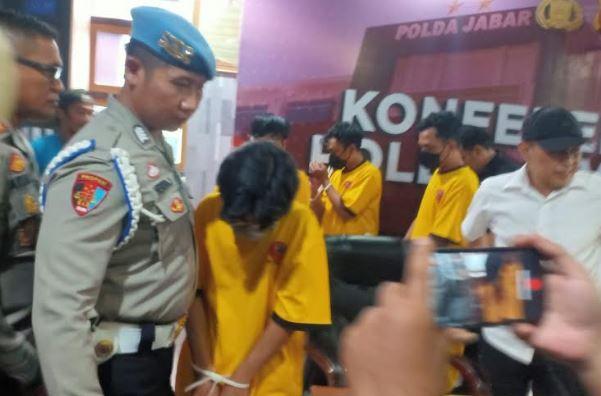 Polisi Bongkar Judi Togel Online Beromzet Hampir Rp1 Miliar, 5 Orang Ditangkap