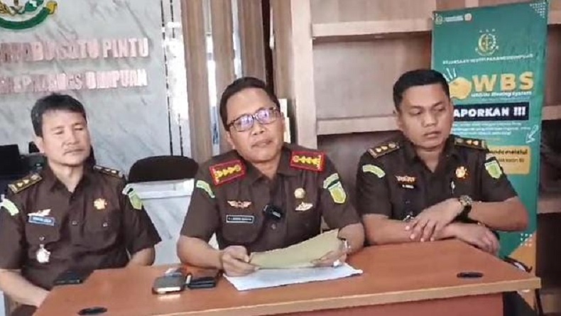 title Kasus ADD 2023, Kejari Padangsidimpuan Akan Panggil Paksa Kadis PMK Kasus ADD 2023, Kejari Padangsidimpuan Akan Panggil Paksa Kadis PMK