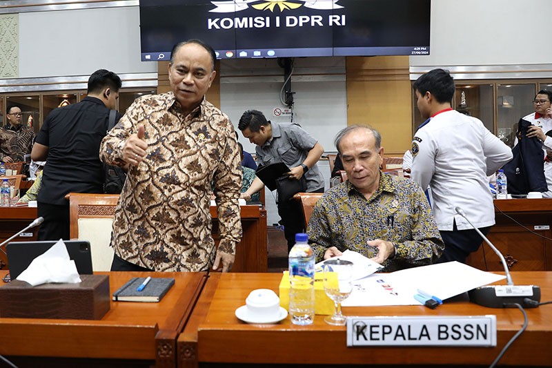 Pusat Data Nasional Diserang Hacker, Begini Ekspresi Menkominfo dan Kepala BSSN - Bagian 1