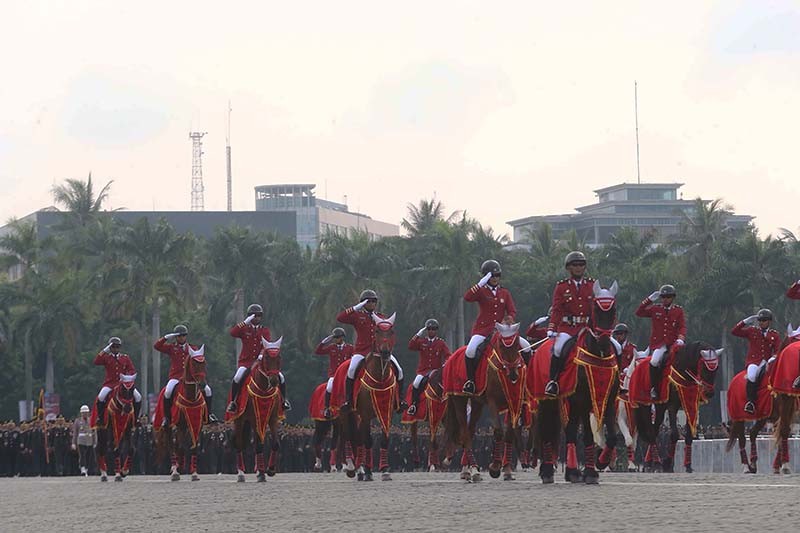 Defile Pasukan pada Upacara HUT ke-78 Bhayangkara - Bagian 5