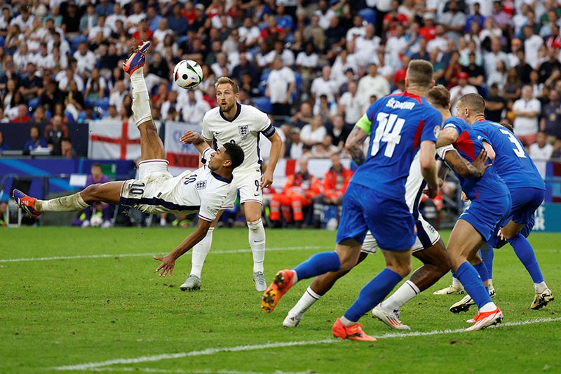 Momen Tendangan Salto Bellingham dan Sundulan Kane Bawa Inggris ke Perempat Final Euro 2024 - Bagian 1