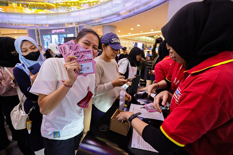 Tapcash Edisi Blackpink Diserbu Nasabah - Bagian 2