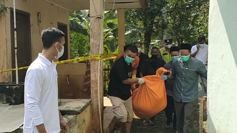 Cianjur Geger, Guru Ngaji Ditemukan Tewas dalam Toilet Masjid