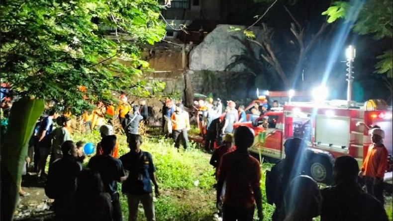 Longsor di Solo, Kakek dan Anak Tewas Tertimpa Talut 10 Meter