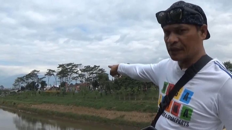 Bandung Geger, Mayat Ibu-Anak Ditemukan Berpelukan Mengambang di Sungai Citarum