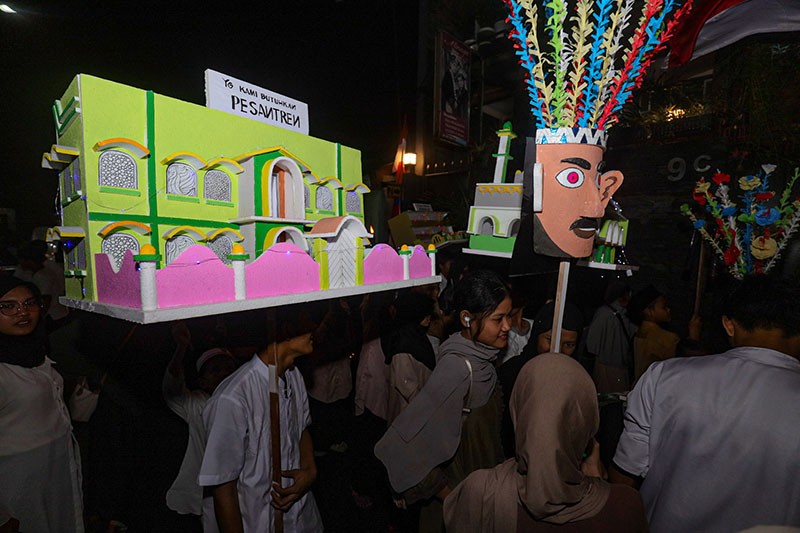 Ribuan Warga Pinang Ranti Pawai Obor Sambut Tahun Baru Islam 1446 H - Bagian 4