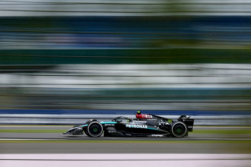 Lewis Hamilton Juara F1 GP Inggris di Sirkuit Silverstone - Bagian 4