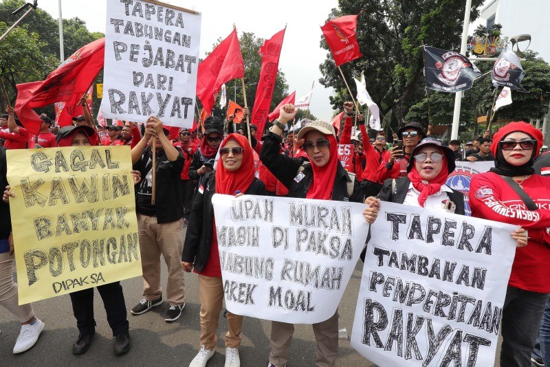 Ekonomi Sulit, Ratusan Buruh Tolak Potong Gaji untuk Tapera - Bagian 2