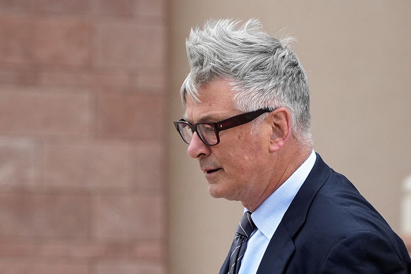 Aktor Alec Baldwin Jalani Sidang Penembakan Tidak Sengaja yang Tewaskan Kru Film - Bagian 4