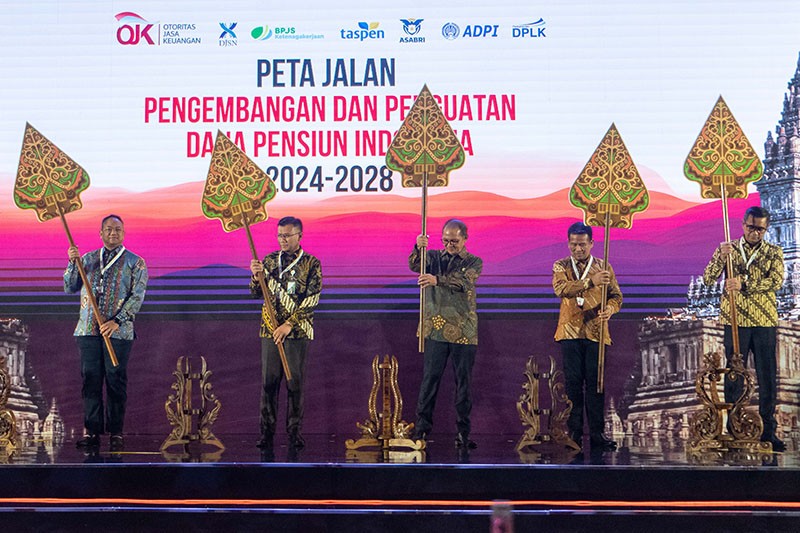 OJK Luncurkan Peta Jalan Pengembangan dan Penguatan Dana Pensiun Indonesia 2024-2028 - Bagian 1
