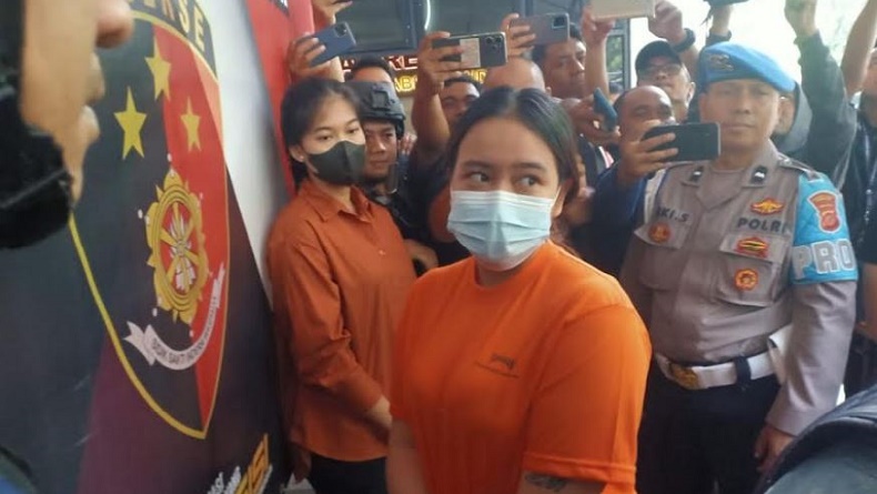 Selebgram Cantik Bandung Endorse Situs Judi Online Ditangkap, Punya Tato di Lengan