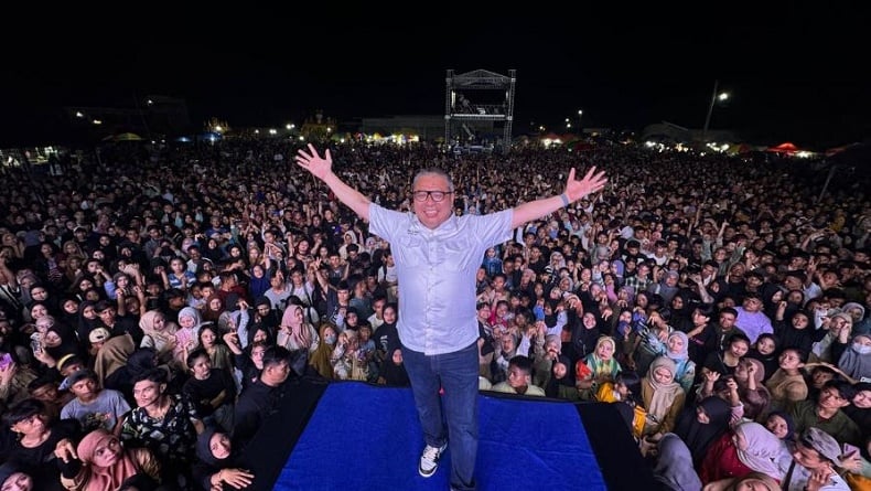 title Safari Politik Bacagub Sulteng Ahmad Ali di Touna, Antusiasme Masyarakat Tak Terbendung Safari Politik Bacagub Sulteng Ahmad Ali di Touna, Antusiasme Masyarakat Tak Terbendung