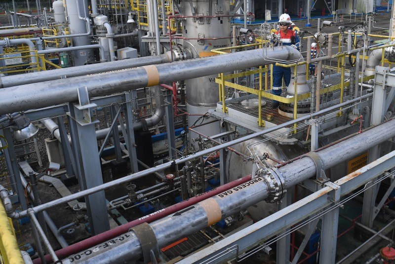 SPG Pakugajah Salurkan Gas ke Sumatera Selatan dan Pulau Jawa Baglan Barat - Bagian 2