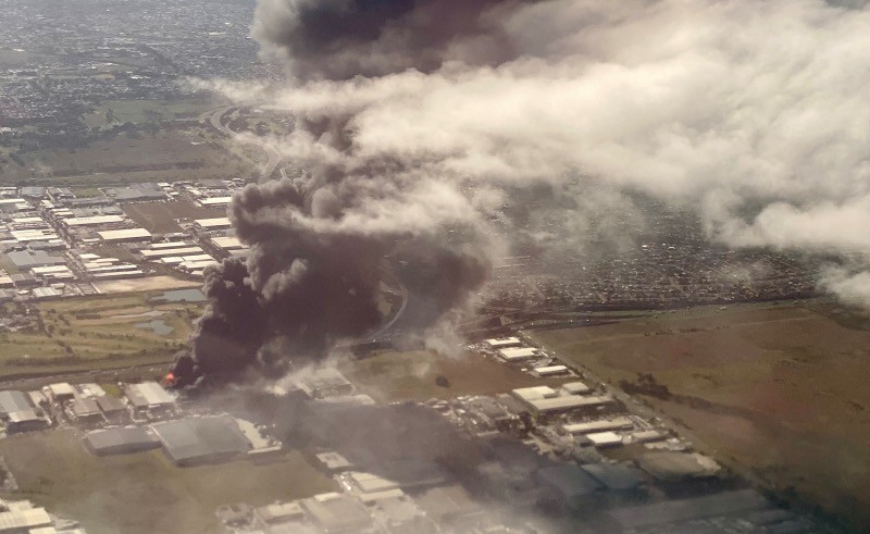 Kebakaran Pabrik Kimia Bak Ledakan Bom Atom di Australia - Bagian 2