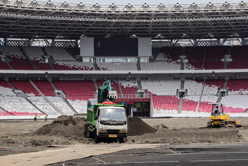 Proses Revitalisasi Rumput Stadion Utama GBK  - Bagian 3